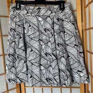 Ann Taylor LOFT Black and‎ White Leaf Patterned Linen Skirt, 4